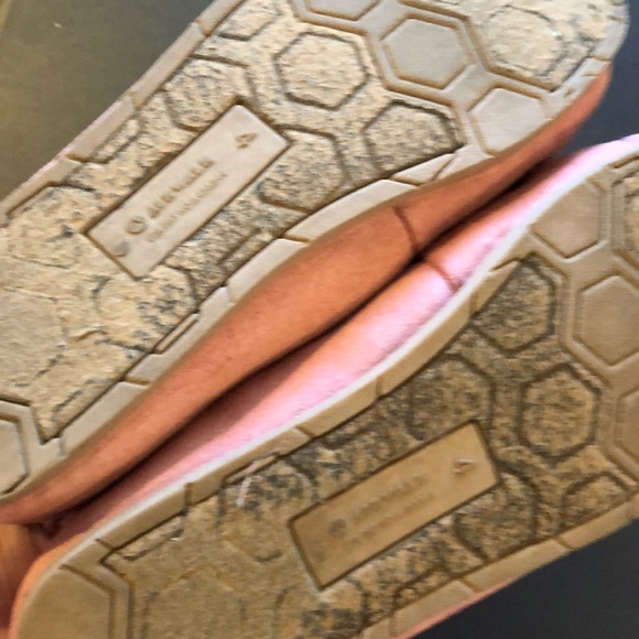 airwalk moccasin booties